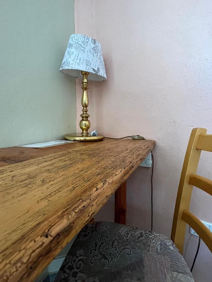Gemuetliche Gaestezimmer In Einem Neu Sanierten Fachwerkhaus 萨森海姆 外观 照片