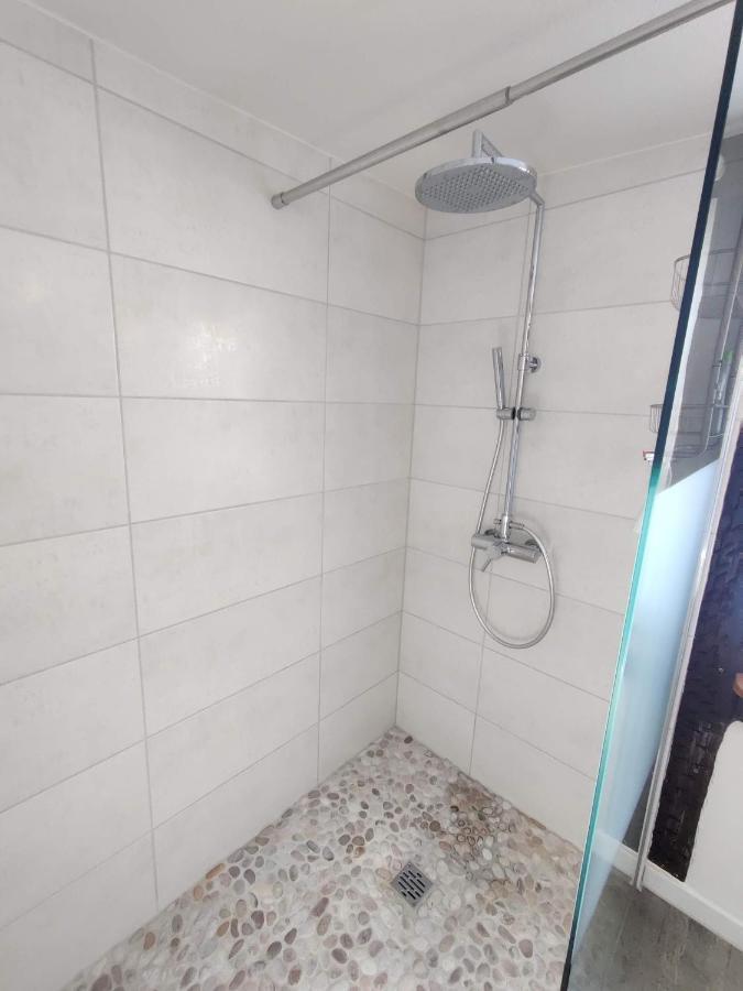 Gemuetliche Gaestezimmer In Einem Neu Sanierten Fachwerkhaus 萨森海姆 外观 照片